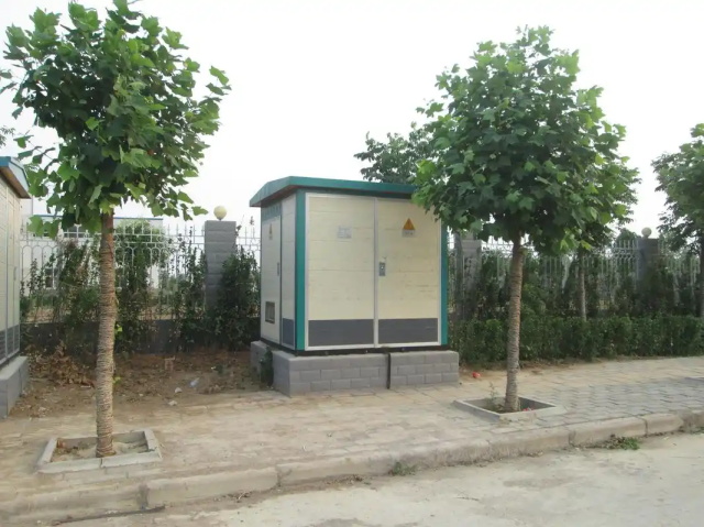 昌宁1000KVA欧式箱式变压器