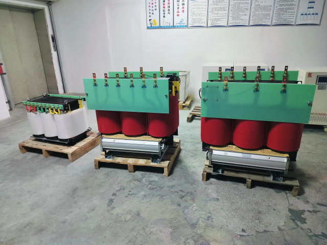 昌宁KS11-1000KVA矿用变压器